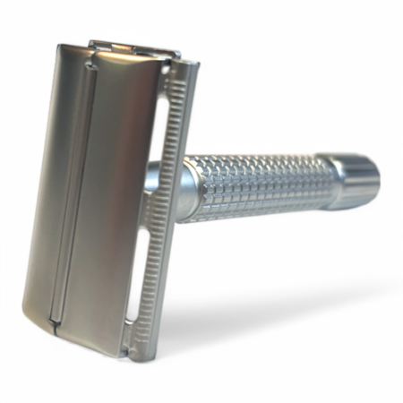 Razolution Rasierhobel Butterfly Matt-Chrome, geschlossener Kamm, Double Edge